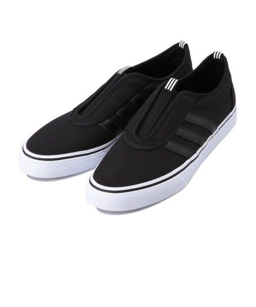 BB8496　ADI-EASE KUNG-FU　BLACK/WHITE/BLK　563247-0001