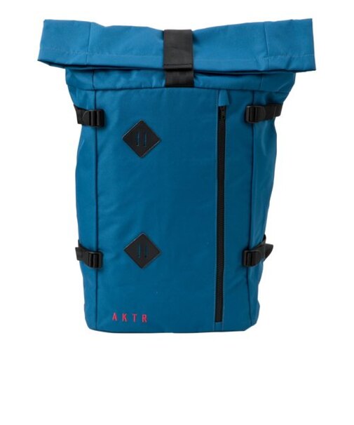 120-057022　URBAN BACKPACK　BLUE　618659-0001
