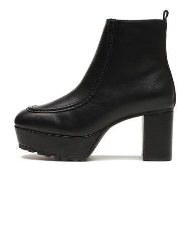 W3013　SQ MOCA 8　BLACK　631183-0001