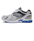 S70704-3　PROGRID TRIUMPH 4　WHITE/SILVER　631889-0001