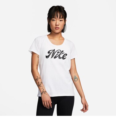 FD2987　W TEE SCRIPT　100WHITE/BLACK　638822-0003