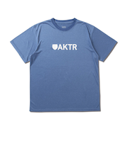 223-032005　CLASSIC AKTR LOGO SPORTS TEE　BLUE　676128-0001