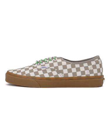 VN0009PVCH8　AUTHENTIC　CHK MOON ROCK　674342-0001