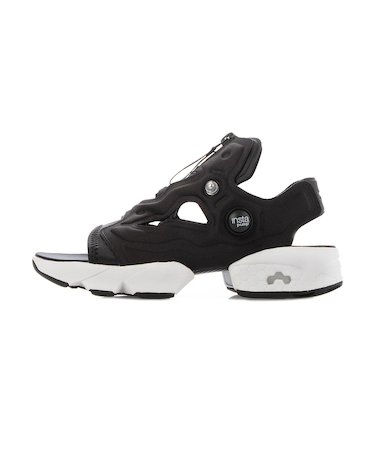 100202019　INSTAPUMP FURY SANDAL ZIP　CBLACK/ FTWWHT　675930-0001