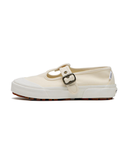 VN0A3XTJ2VZ　UA Style 93　Classic White　680556-0001
