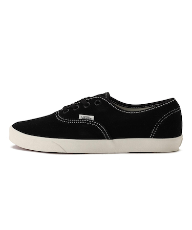 VN000D04BA2　AUTHENTIC LOWPRO　SUEDE BLACK/WHI　683146-0001