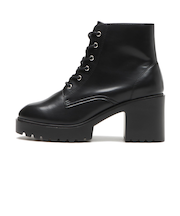 W3045　6HOLE LACE UP 8　BLACK　681596-0001