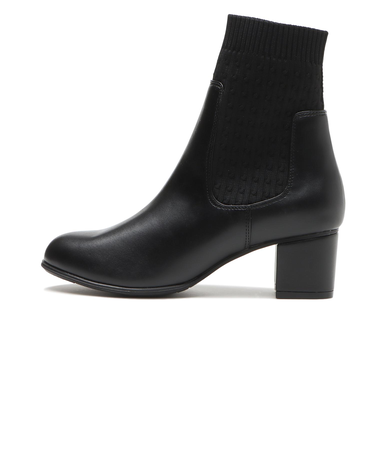 W3043　KNIT SHORT 5.5　BLACK　681595-0001