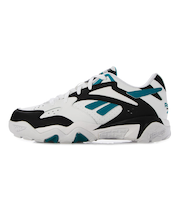 100202784　PRESEASON 94 LOW　FTWHT/CBLK/CBLK　676178-0001