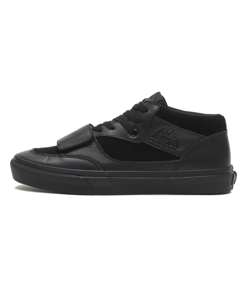 V42 LE　MT.EDITION MID　BLACK/BLACK　685749-0001