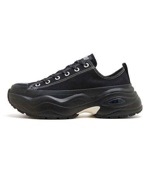 ピー⭐よろしく♪  31313161 AS (R) SURGETRAINER OX BLACK/BLACK 687761-0001