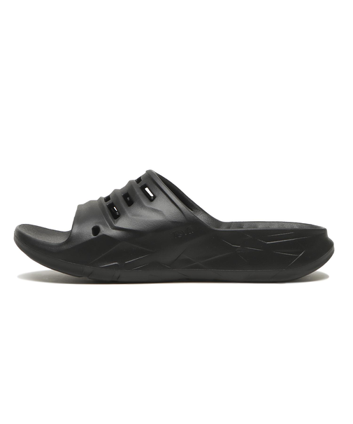 T1164651　M APRETRAIL SLIDE　BLK　692770-0001