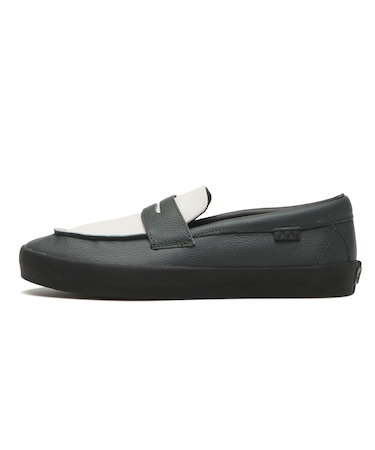 VN0A5DXU1CI　SKATE LOAFER　DARK FOREST　696522-0001