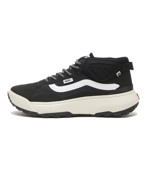VN000CVVBA2　MTE CROSSPATH MID　BLACK/WHITE　696527-0001
