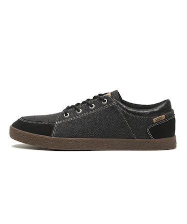 V3770 TWD　STRIDS　BLACK/TWD　696935-0001