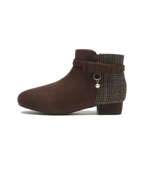 N9373J　19-24 CYNDI　S/MOCHA　682067-0003