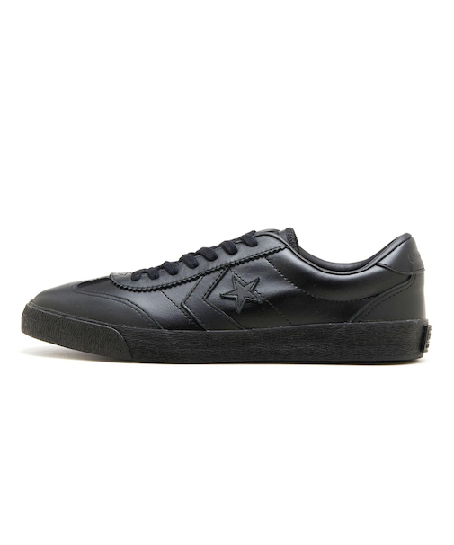 33702400 ROADCLASSIC SK SY OX BLACKMONOCHROME 703450-0001