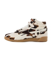 100263870　F/S HI　COW/CHALK/GUM　711980-0001