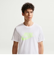 IH4239　M TEE RUN SWOOSH　103WHITE/BRLYVT　700544-0004