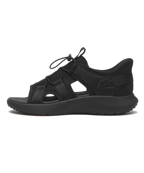S0061　QS CODE SANDAL　BLACK　705235-0001