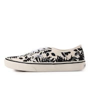 VN000D6GCJI　AUTHENTIC　ARCHIVE BLACK　709579-0001