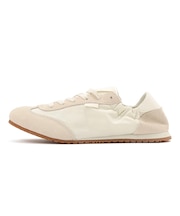 VN000Z6XCDA　SLP BALLET LIGHT　MARSHMALLOW　709598-0001