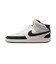 MCD5466　COURT VISION MID　106OFFWHT/BLACK　623527-0002