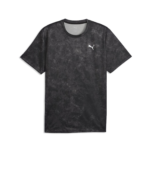 529856　M TAD ESSENTIALS AOP TEE　01BK　718320-0001
