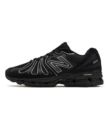 U1890 93H U1890 93H(D) BLACK(93H) 717571-0001