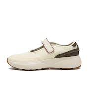 W37607　W GRANDPRO RUNNER 2.0 MARYJANE　IVORY MESH　720515-0001