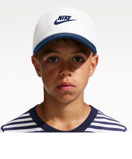 FB5063　K FTR WSH CAP　104WHITE/MNNAVY　667282-0007