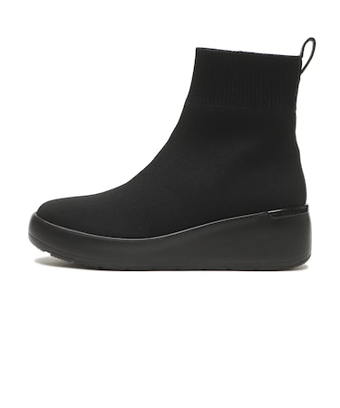 HW00141 EC　SANDY 5　ALL BLACK　718308-0001
