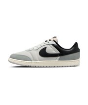 MIM2055 AIR JORDAN SKYLINE LOW 101SMTWHT/BLAC 707339-0003