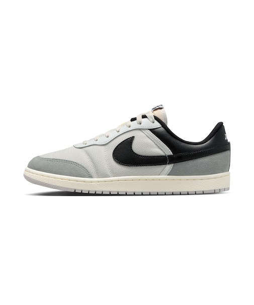 MIM2055 AIR JORDAN SKYLINE LOW 101SMTWHT/BLAC 707339-0003