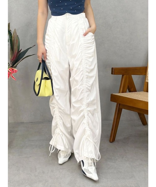 ドロストフレアパンツ