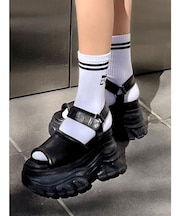 プラットフォームスニーカーサンダル