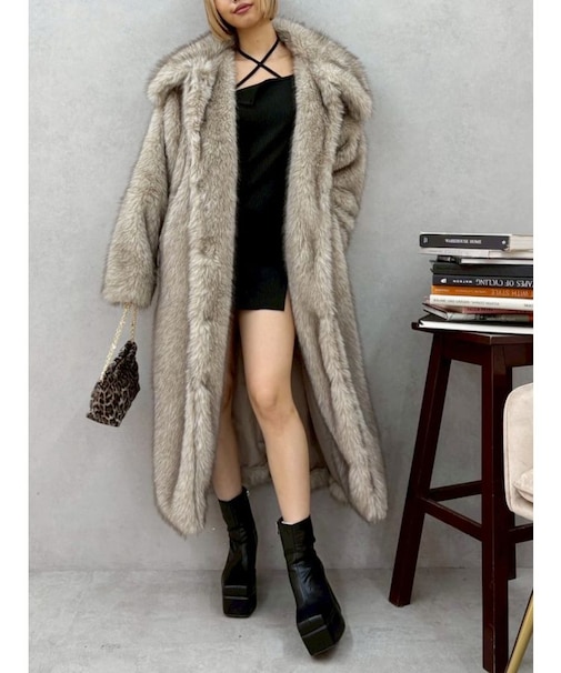 フェイクファーロングコート