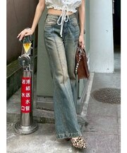 センターシームワイドフレアデニムパンツ