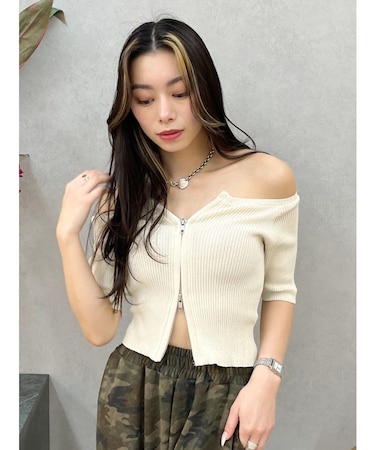 フロントジップハーフスリーブオフショルトップス
