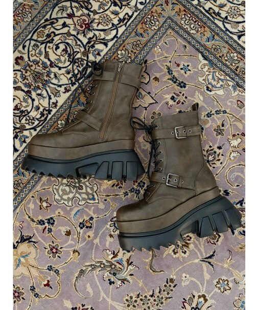 バックルエンジニアブーツ