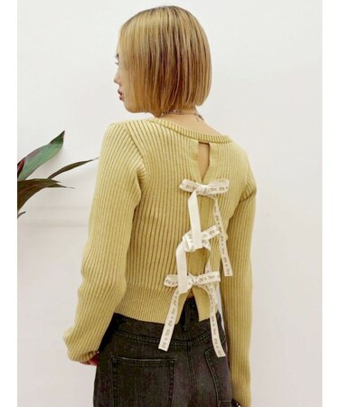 バックリボンニットトップス