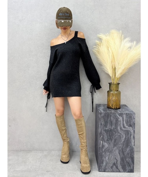 ワンショルダーニットワンピース