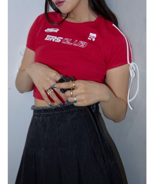 ラインリボングラフィックショートTシャツ
