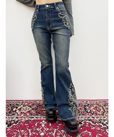 ウエスタンデザインフレアデニムパンツ