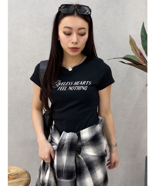 タイトグラフィックTシャツ