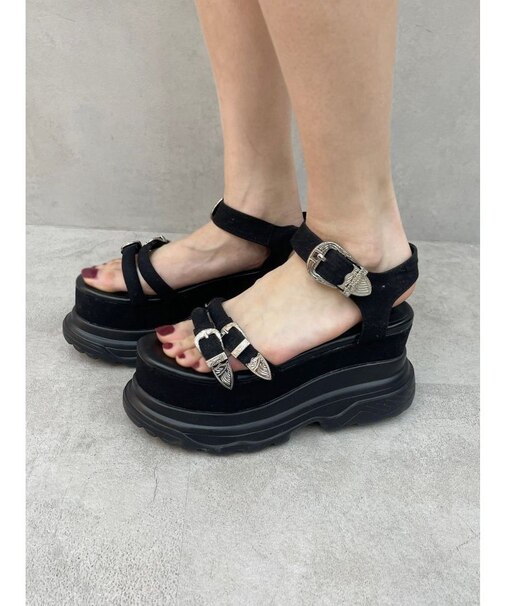 バックルモチーフスニーカーサンダル