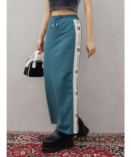 サイドロゴラインスウェットロングスカート【セットアップ着用可能】