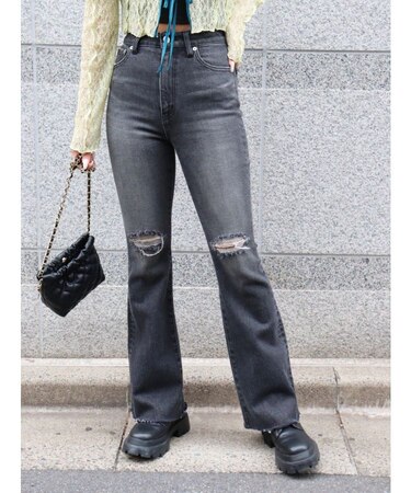 スリムフレアダメージデニムパンツ