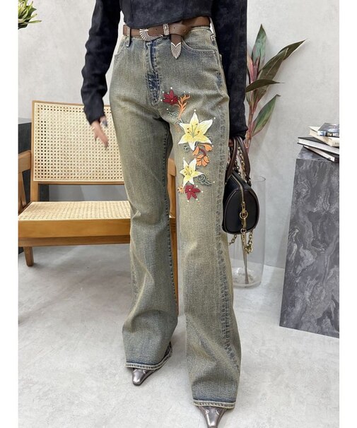 Embroideryフレアデニムパンツ