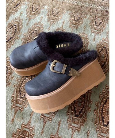 フェイクファープラットフォームスリッポン